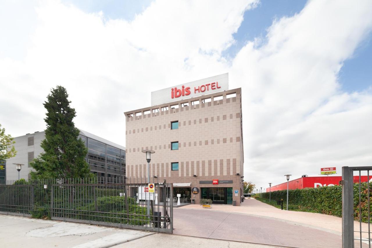 Отель Ibis Alcala De Henares La Garena Экстерьер фото