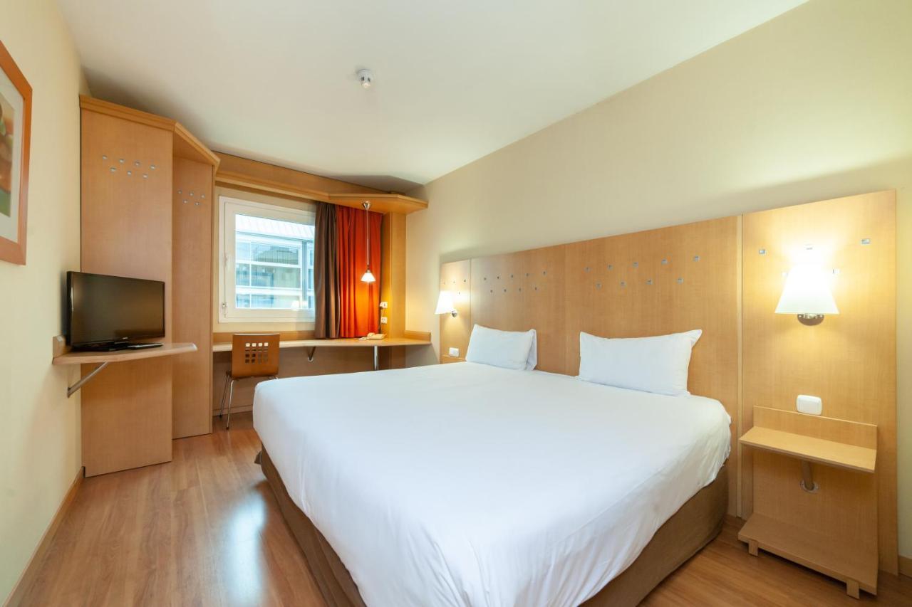 Отель Ibis Alcala De Henares La Garena Экстерьер фото
